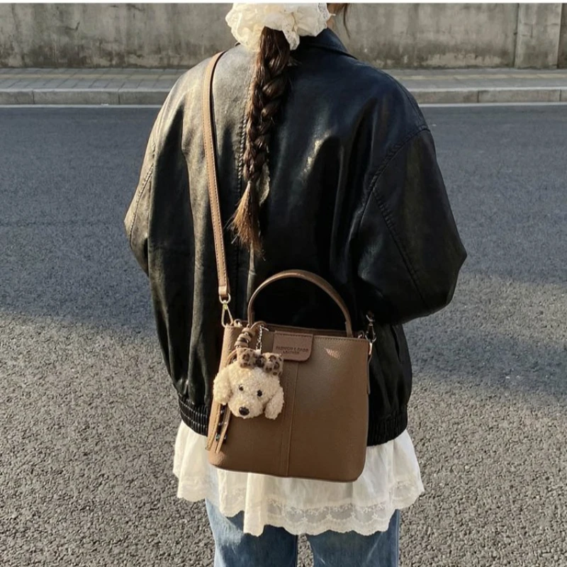 Trendy Women's Multi-Color Mini Bucket Crossbody Bag with Detachable Keychain for Daily Commute, Errands and Weekend Activities
Trendy Women's Multi-Color Mini Bucket Crossbody Bag with Detachable Keychain for Daily Commute, Errands and Weekend Activities