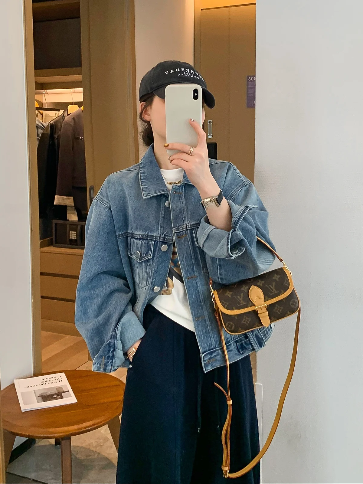 Retro Waed Blue Denim Jaet Women's Loose Fit Spring 2026 Faion Love Devil Fi ort Outerwear Cotton Polyester Blend
Retro Waed Blue Denim Jaet Women's Loose Fit Spring 2026 Faion Love Devil Fi ort Outerwear Cotton Polyester Blend