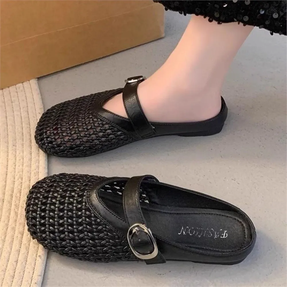 1Pair Fashion Mesh Hollow Baotou Half Slippers Lightweight Comfortable Breathable Sandals Soft Bottom Woven Flat Shoes Summer
1Pair Fashion Mesh Hollow Baotou Half Slippers Lightweight Comfortable Breathable Sandals Soft Bottom Woven Flat Shoes Summer