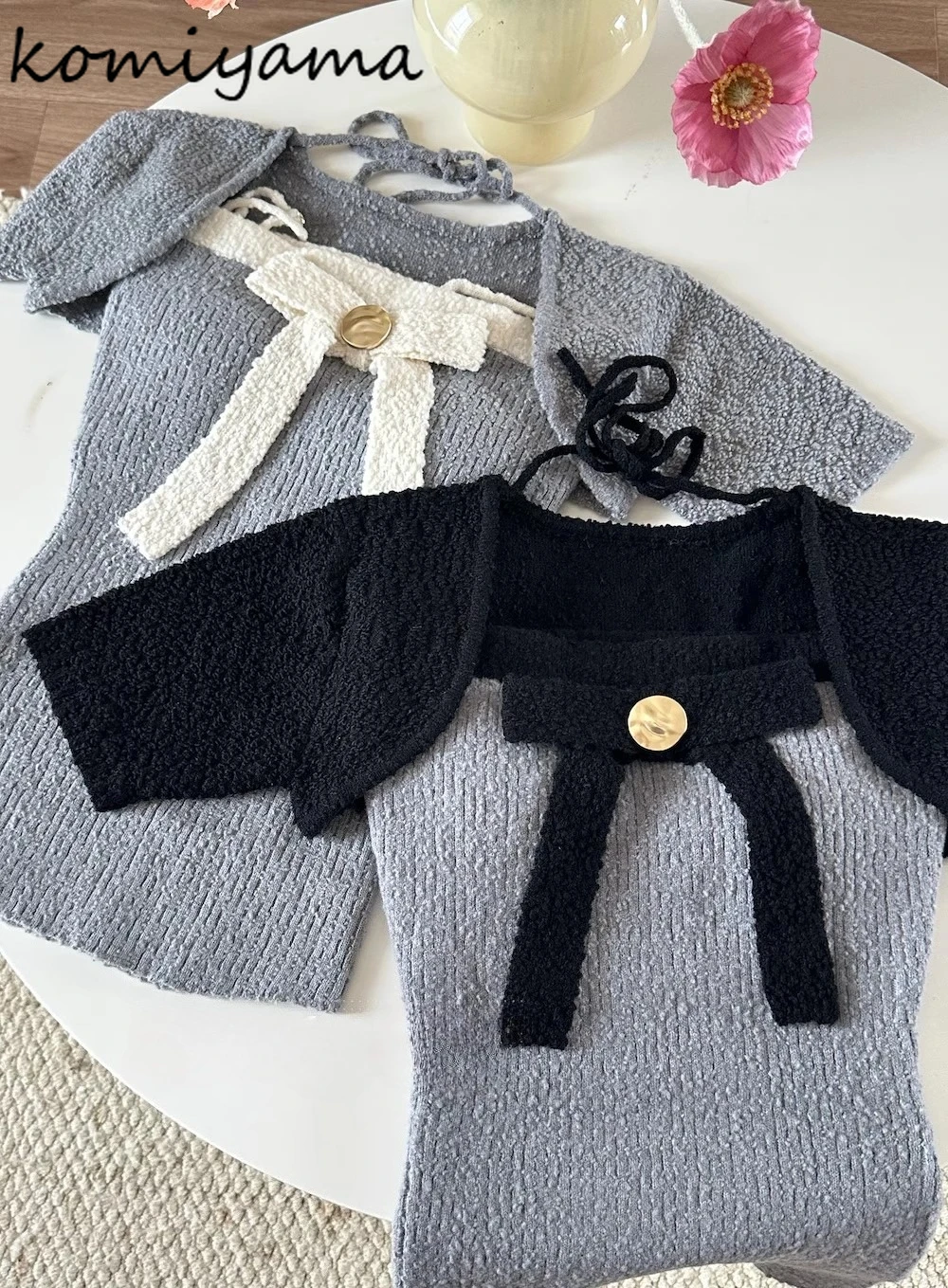 Roupas, новые повседневные вязаные футболки на шнуровке с бантом, сексуальные футболки на тонких бретельках, Ropa Mujer, одежда в японском стиле, женские топы 2021, топы для девочек-подростков
Roupas, новые повседневные вязаные футболки на шнуровке с бантом, сексуальные футболки на тонких бретельках, Ropa Mujer, одежда в японском стиле, женские топы 2021, топы для девочек-подростков