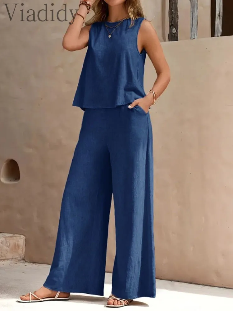 Women's Casual Solid Color 2 Pieces Outfits Round Neck Sleeveless Tank and High Waist Pocket Design Wide Leg Pants Set
Women's Casual Solid Color 2 Pieces Outfits Round Neck Sleeveless Tank and High Waist Pocket Design Wide Leg Pants Set