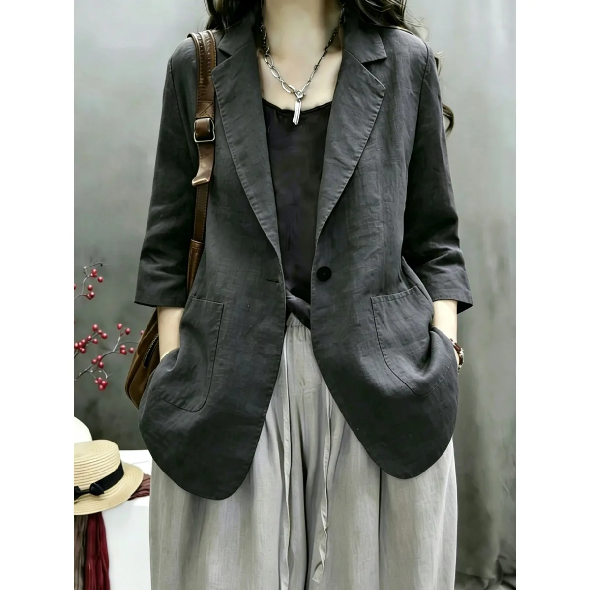 Spring Summer New Style 2026 One Button Loose Fit Versatile Jacket Women's plus Size Fashion European Style Casual Wear
Spring Summer New Style 2026 One Button Loose Fit Versatile Jacket Women's plus Size Fashion European Style Casual Wear