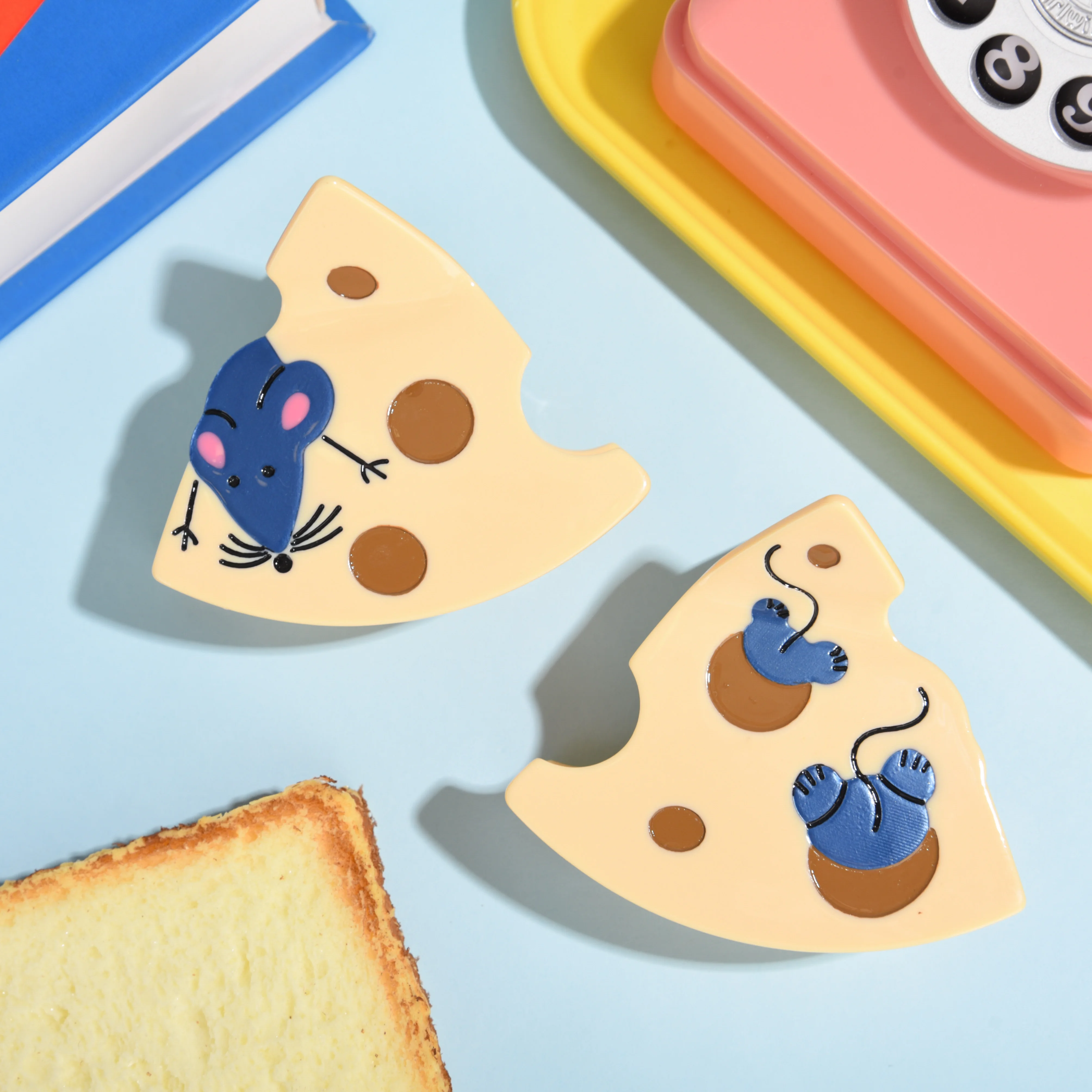 DS NEW Creative Triangle Cheese Hair Claw Cartoon Mouse Acetate Claw Clips Crab Hair Clips INS Hair Accessories for Women Girls
DS NEW Creative Triangle Cheese Hair Claw Cartoon Mouse Acetate Claw Clips Crab Hair Clips INS Hair Accessories for Women Girls