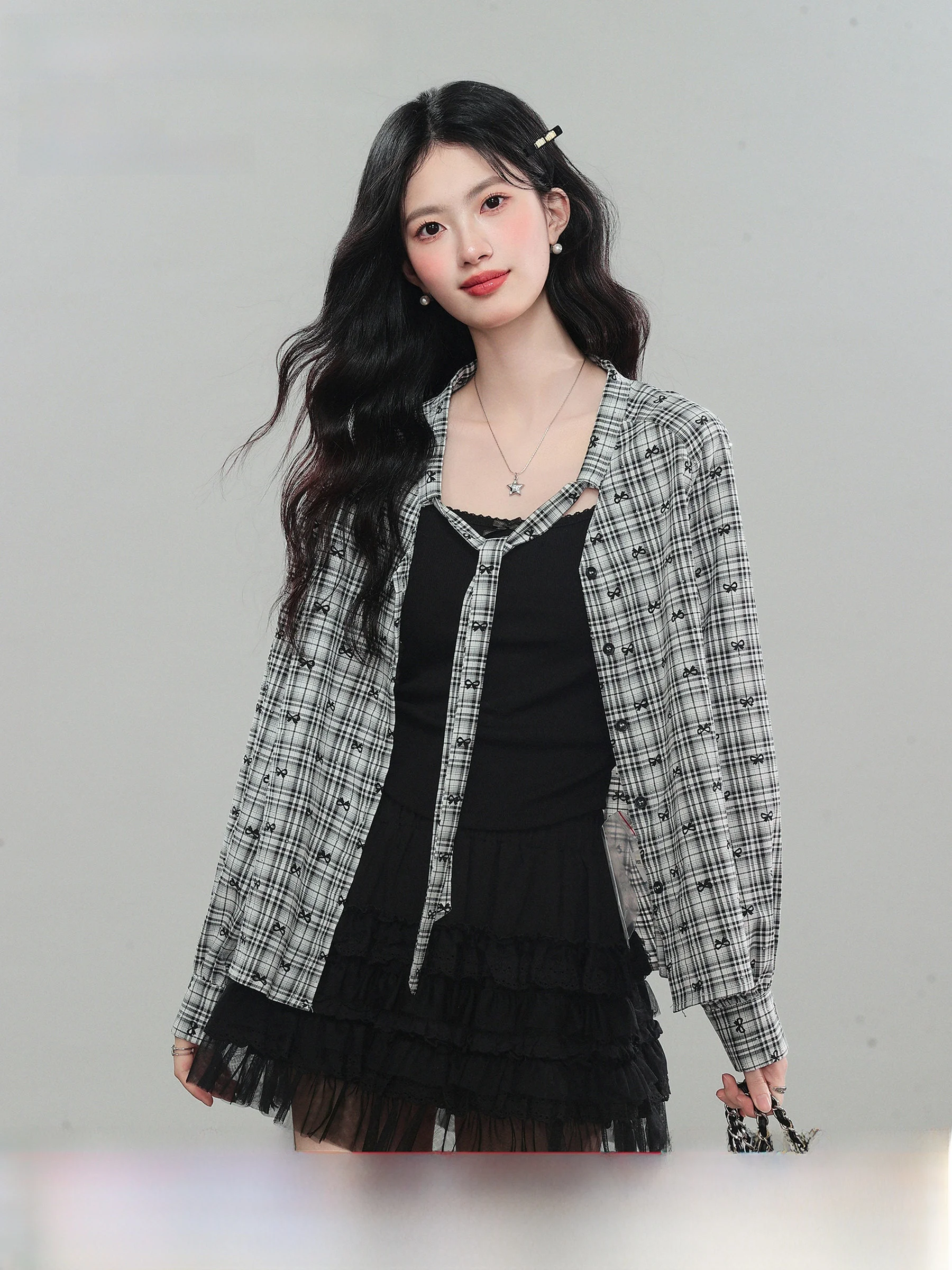 Lightweight Sun Protection Shirt Set for Women Lingjiu Murongya Design Summer Collection Polyester Cotton Spandex Blend
Lightweight Sun Protection Shirt Set for Women Lingjiu Murongya Design Summer Collection Polyester Cotton Spandex Blend