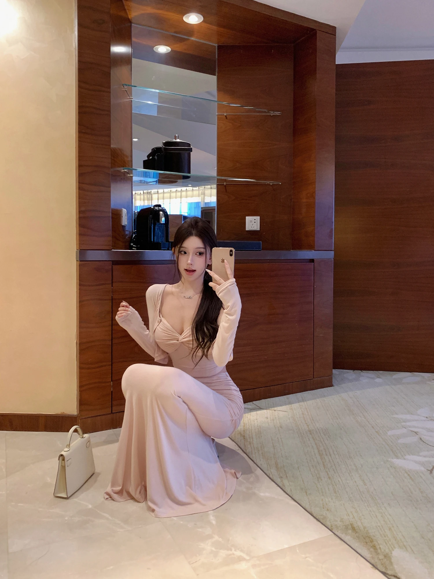 Korean Sle Knitted Long Sve Vest And Fi Tail Skirt Set Women's Casual Faion Tee-Piece Suit Wrap around Bodycon Dr
Korean Sle Knitted Long Sve Vest And Fi Tail Skirt Set Women's Casual Faion Tee-Piece Suit Wrap around Bodycon Dr