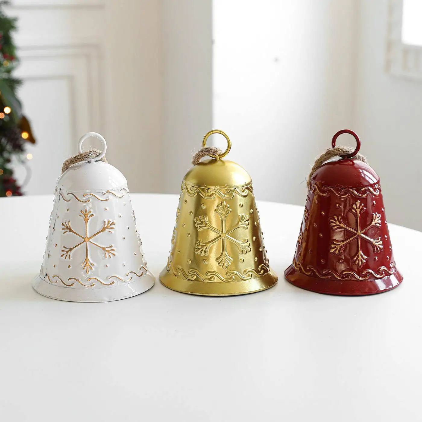 Трансграничные рождественские колокольчики, украшения из кованого железа, атмосфера, большие украшения, рождественская елка, креативные подвески в
Трансграничные рождественские колокольчики, украшения из кованого железа, атмосфера, большие украшения, рождественская елка, креативные подвески в