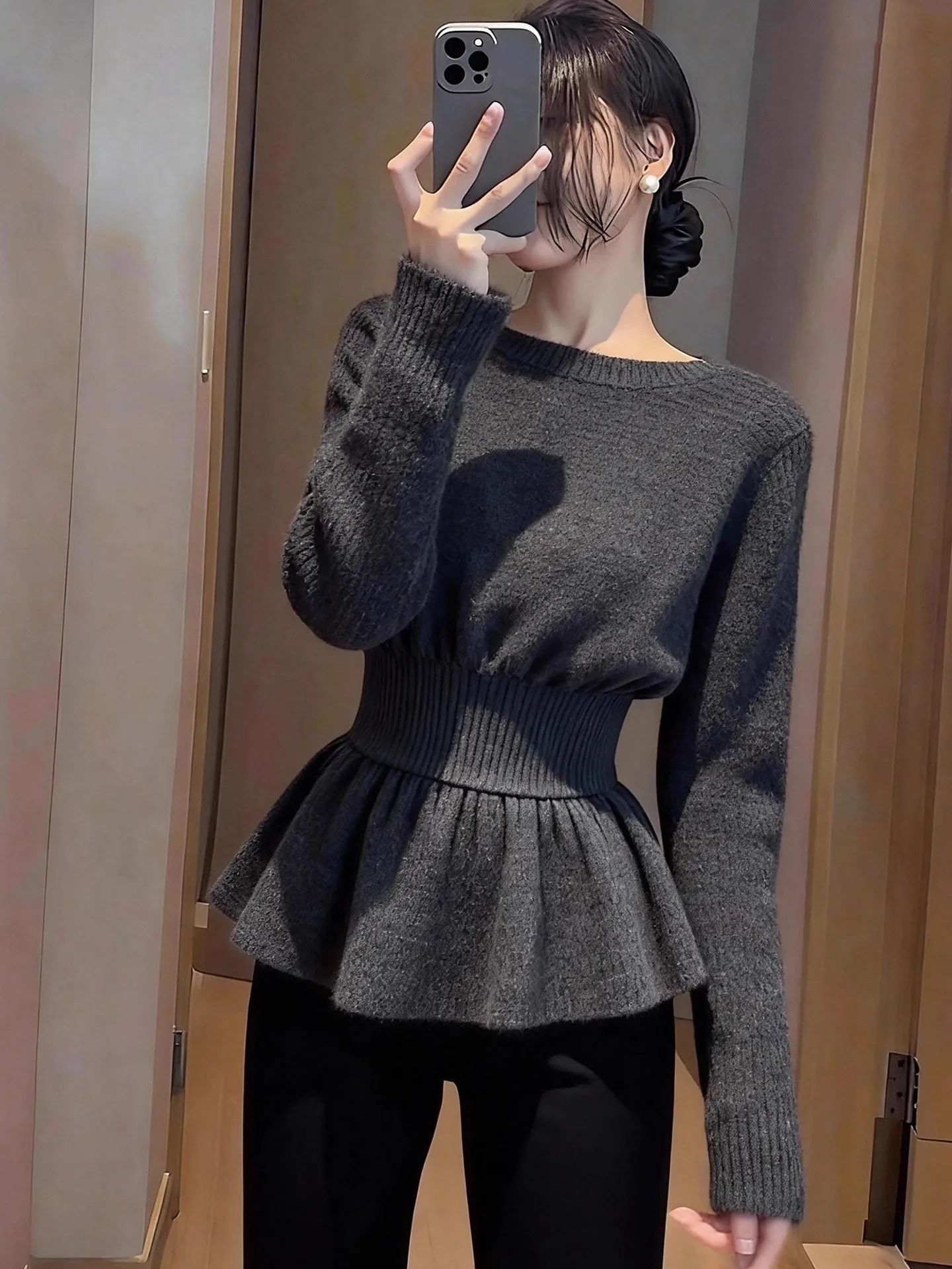 Slim Fit Long Sve Knitted Sweater Women's Autumn Winter Faion Gentle Aosphere Sense Ruffle Hemline Waist Cinching Top
Slim Fit Long Sve Knitted Sweater Women's Autumn Winter Faion Gentle Aosphere Sense Ruffle Hemline Waist Cinching Top