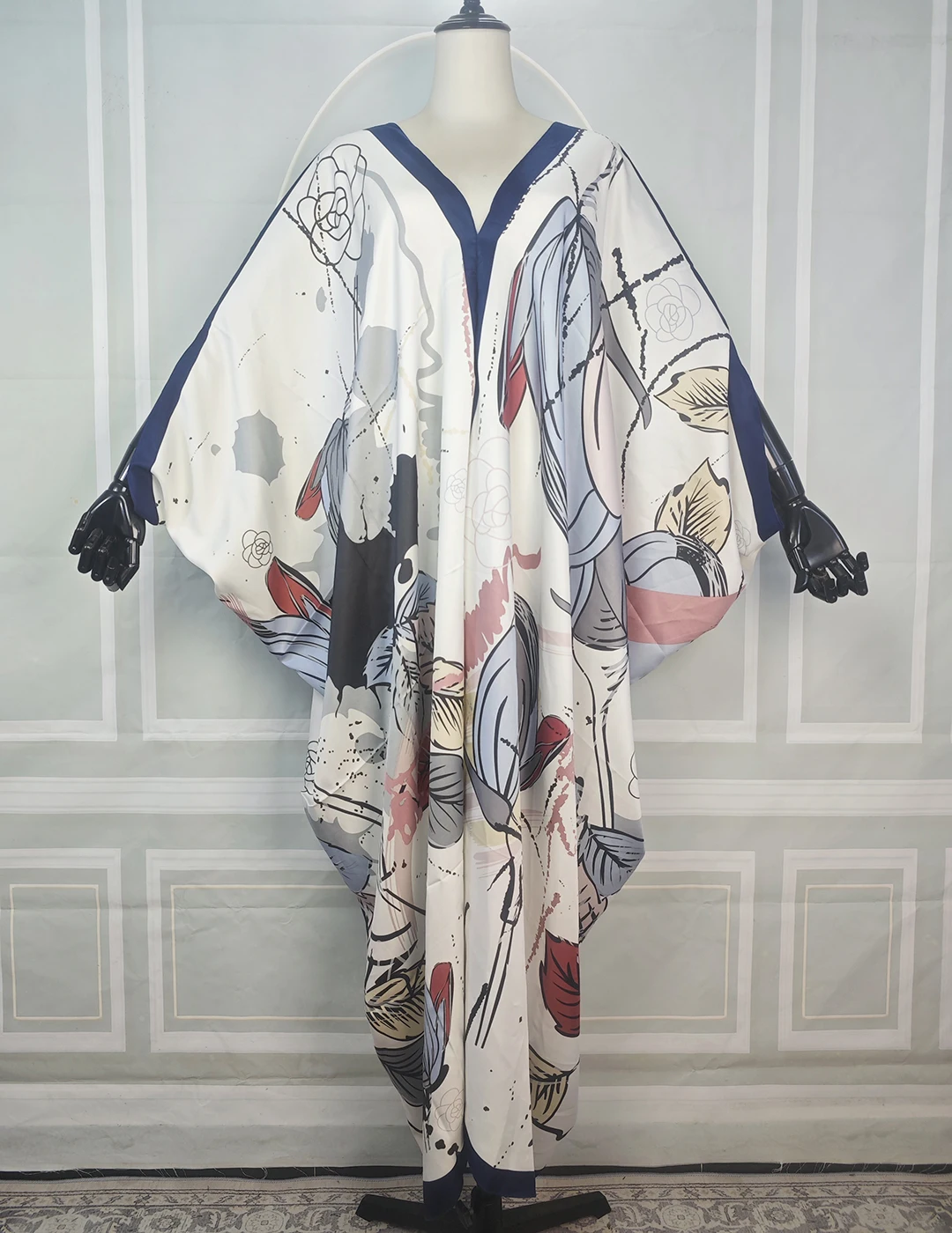 Middle East Floral Pinted V-Neck Loose Batwing Sleeve Kaftan Summer Boho Beach Vacation Maxi Dress African Lady Party Robe
Middle East Floral Pinted V-Neck Loose Batwing Sleeve Kaftan Summer Boho Beach Vacation Maxi Dress African Lady Party Robe