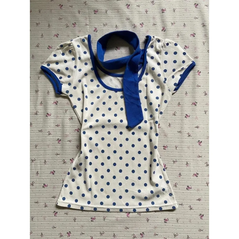 Harajuku Sweet Polka Dot T-shirt Blue Dopamine Short-sleeve T Shirts Y2K Retro Casual Cute Top Woman Street Fashion Hottie Tees
Harajuku Sweet Polka Dot T-shirt Blue Dopamine Short-sleeve T Shirts Y2K Retro Casual Cute Top Woman Street Fashion Hottie Tees