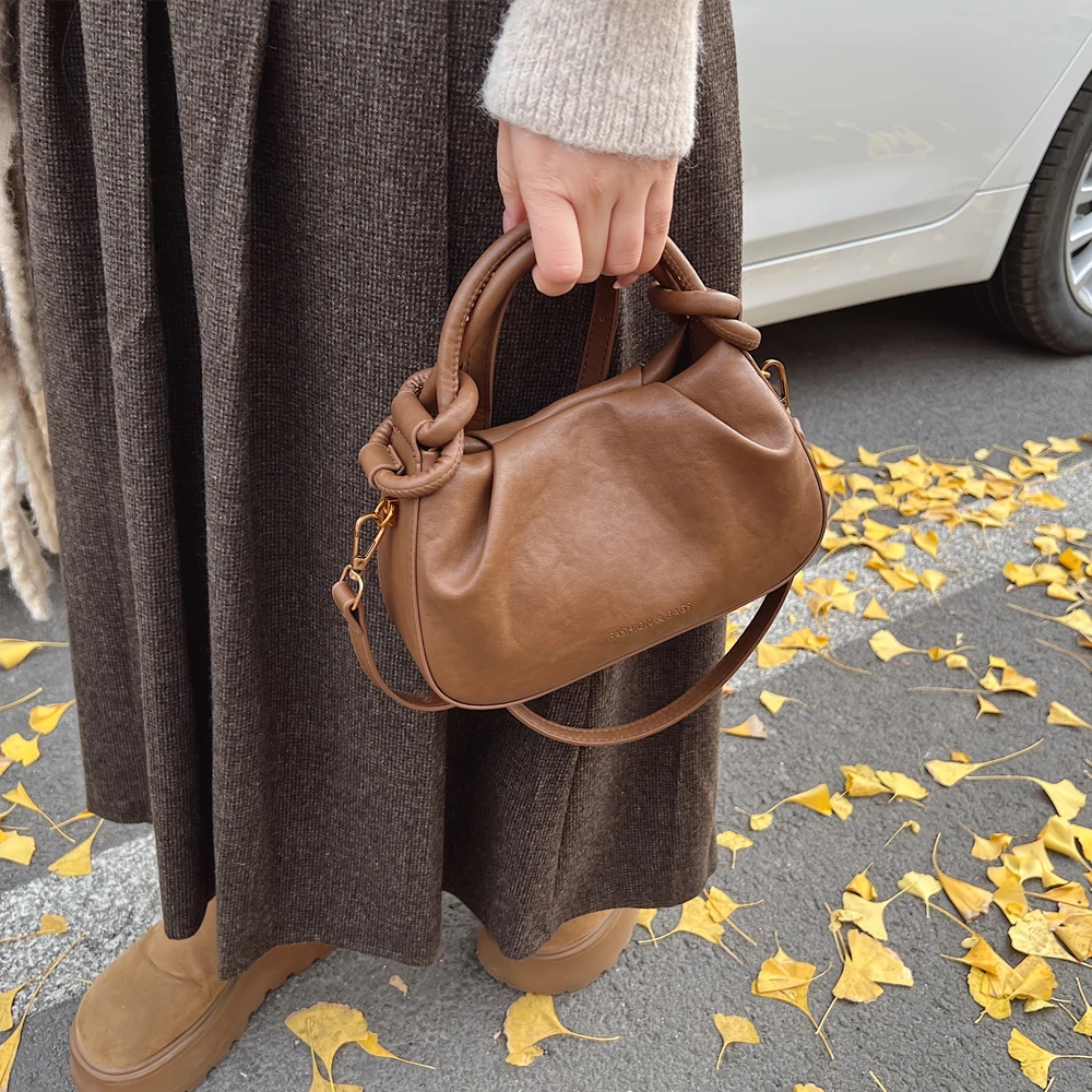 Vintage Ruched Faux Leather Handbag, Knot Handle Mini Crossbody Bag for Daily Commute & Casual Outings
Vintage Ruched Faux Leather Handbag, Knot Handle Mini Crossbody Bag for Daily Commute & Casual Outings