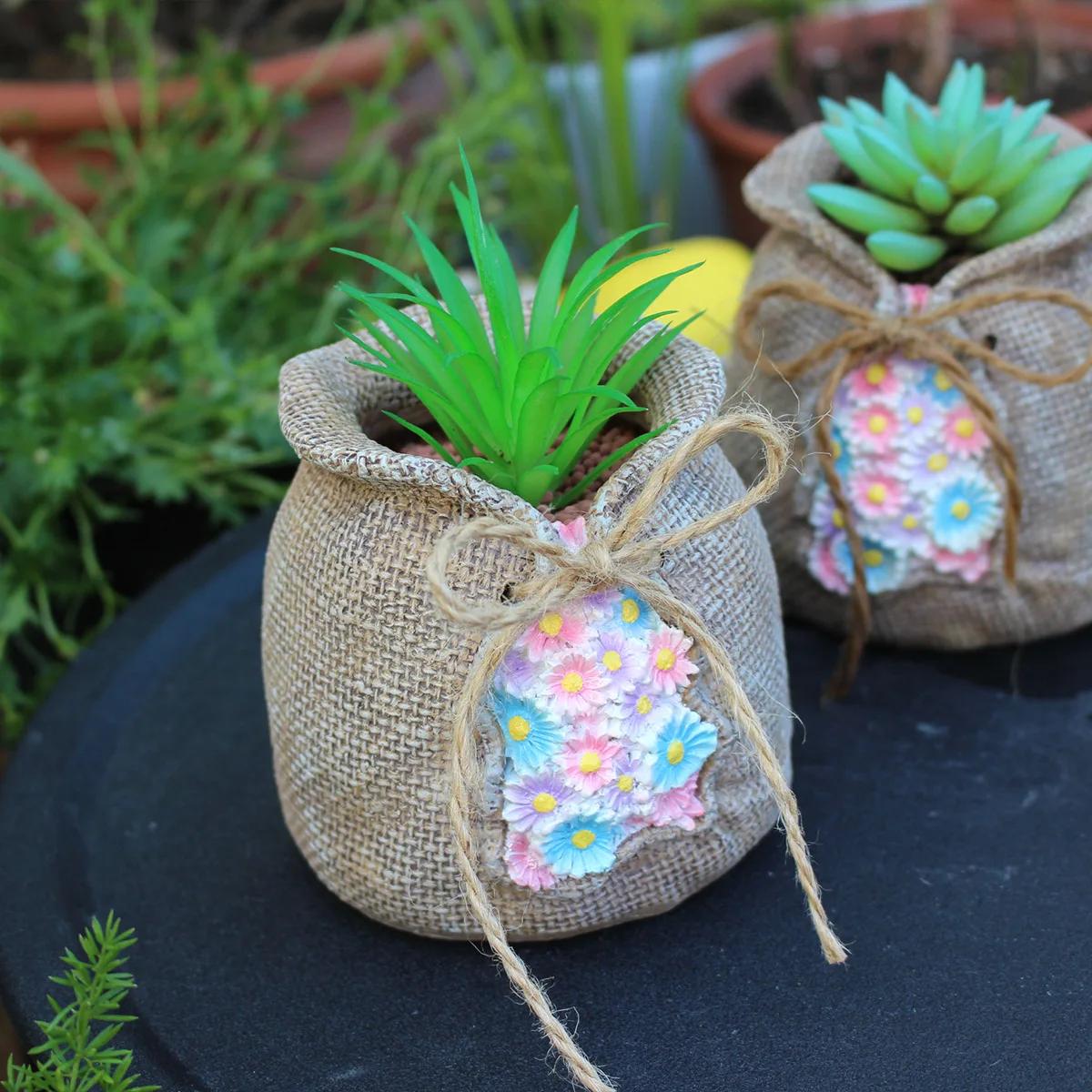 Vintage Sack Planter - Resin Garden Decor for Patio 
Vintage Sack Planter - Resin Garden Decor for Patio