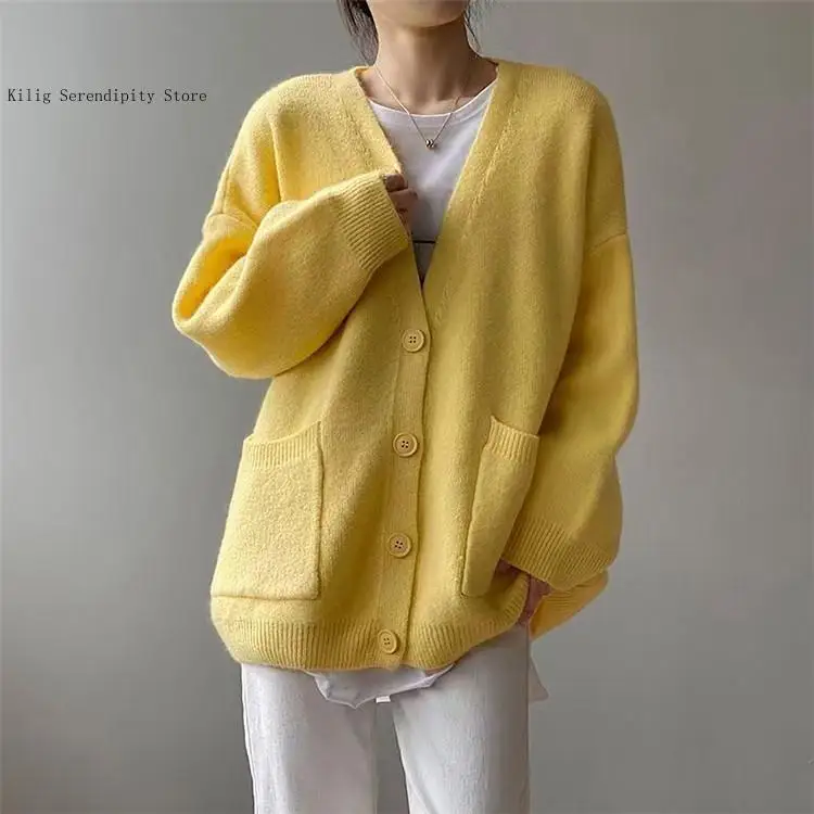Spring and Autumn Korean Version Big V-Neck Double Pocket Knitted Cardigan Women's Loose Sweater Jacket
Spring and Autumn Korean Version Big V-Neck Double Pocket Knitted Cardigan Women's Loose Sweater Jacket
