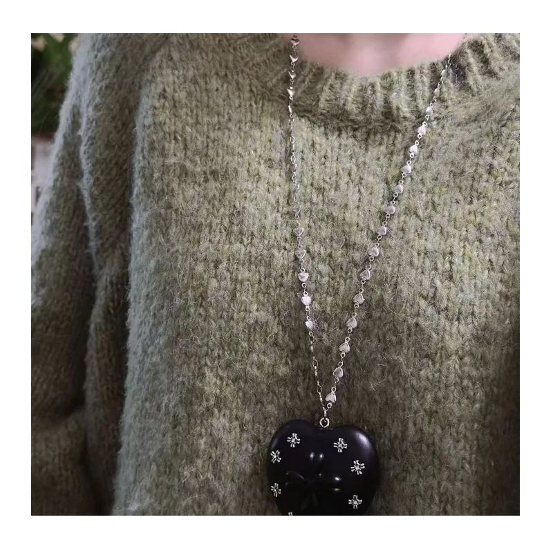 Starry Love Wooden Cross Necklace Women's Retro High-end Sweater Chain Long Accessories High-end Sweater Chain
Starry Love Wooden Cross Necklace Women's Retro High-end Sweater Chain Long Accessories High-end Sweater Chain