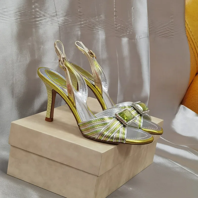 Luxury Women's Sandals 2026 Summer Sexy Gemstone High Heels Women Designer Rhinestone High-heeled Sandals New Sandalias De Mujer
Luxury Women's Sandals 2026 Summer Sexy Gemstone High Heels Women Designer Rhinestone High-heeled Sandals New Sandalias De Mujer