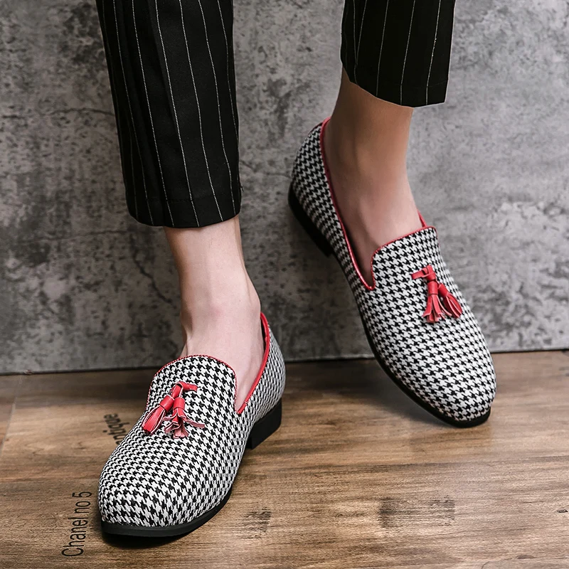 Casual men's flat bottomed loafers New trendy design style Leisure Business Office Outdoor Fashion Party Youth adult shoes
Casual men's flat bottomed loafers New trendy design style Leisure Business Office Outdoor Fashion Party Youth adult shoes