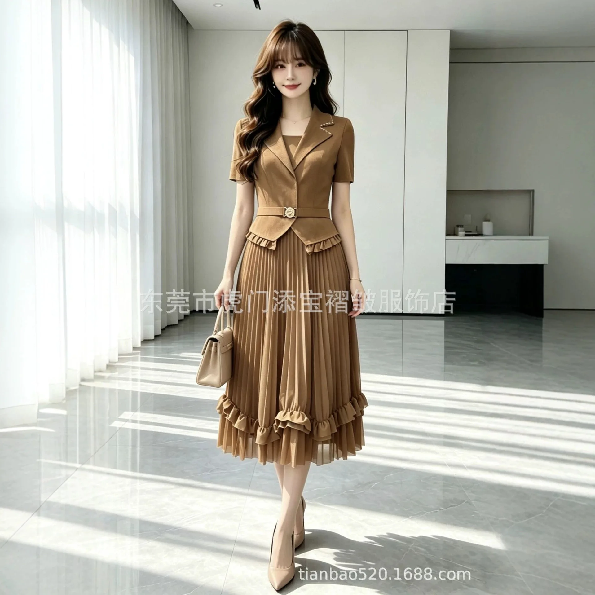 EGRM Summer Hot Sale Women's Pleated Dress Ruffle Hem Notched Collar Short Sleeve Fake Two Pieces Design Fashion Dresses 9R5861
EGRM Summer Hot Sale Women's Pleated Dress Ruffle Hem Notched Collar Short Sleeve Fake Two Pieces Design Fashion Dresses 9R5861