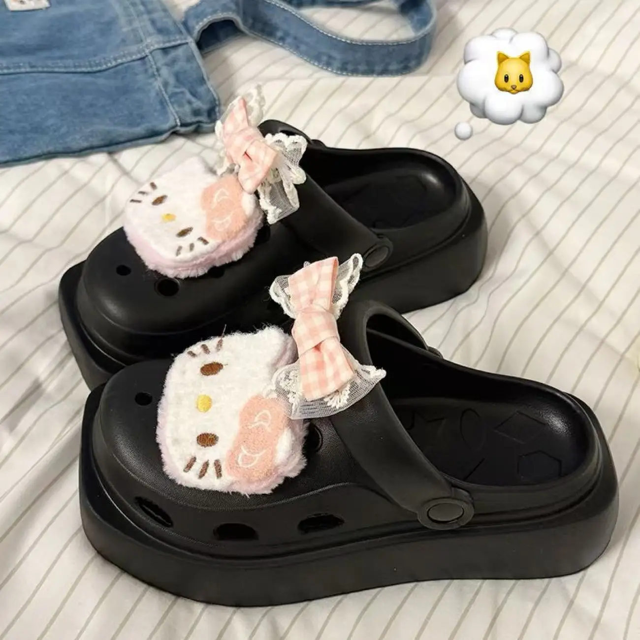 real pictures 2026 summer new Sanrio hello kitty caroon cute lovely good quality women girls white pink blue beach heel sandals
real pictures 2026 summer new Sanrio hello kitty caroon cute lovely good quality women girls white pink blue beach heel sandals