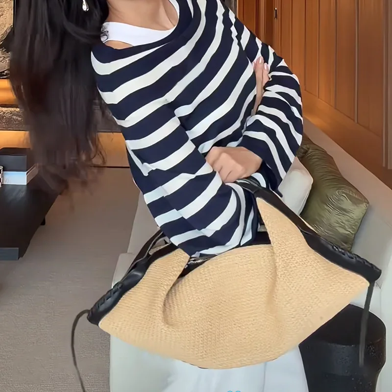 Casual Beach Vacation Large Woven Straw Tote Bag Multi-Functional Shoulder Crossbody Bag for Women Fashionable Spring Season
Casual Beach Vacation Large Woven Straw Tote Bag Multi-Functional Shoulder Crossbody Bag for Women Fashionable Spring Season