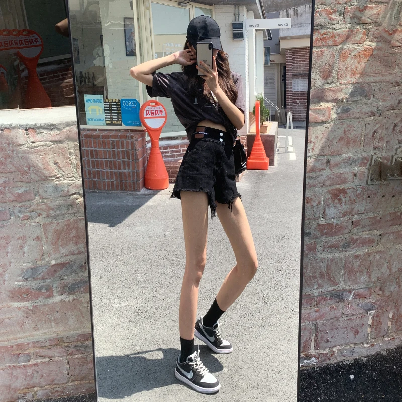 High Waist Denim Shorts Women Summer New Style Black Loose Slimming Thin A-Line Wide Leg Hot Pants High Waist Short Pants
High Waist Denim Shorts Women Summer New Style Black Loose Slimming Thin A-Line Wide Leg Hot Pants High Waist Short Pants