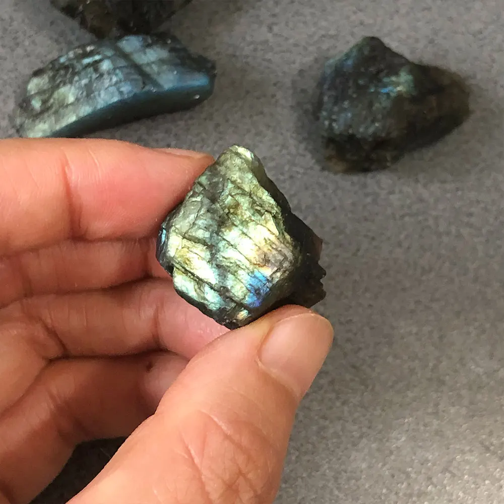 500g (1.1LB) Bulk Natural Stone Labradorite Crystal Stones Crystals Healing Raw Minerals Quartz Home Decor Spiritual Gemstone
500g (1.1LB) Bulk Natural Stone Labradorite Crystal Stones Crystals Healing Raw Minerals Quartz Home Decor Spiritual Gemstone