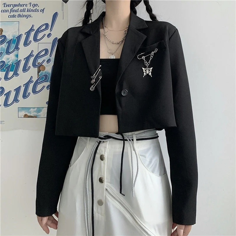 Autumn Women's Black Cropped Blazers Y2K Chic Metal Chain Design Suit Jacket Korean Hipsters Streetwear Loose Short Coat Woman
Autumn Women's Black Cropped Blazers Y2K Chic Metal Chain Design Suit Jacket Korean Hipsters Streetwear Loose Short Coat Woman