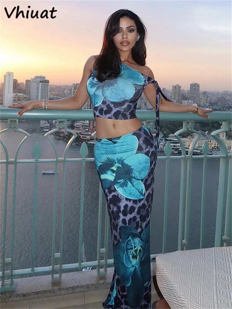 Vhiuat Floral Print Women 2 Piece Set Elegant Cropped Tops+Long Skirts Matching Skinny Stretch Vacation Outfits Summer 2025
Vhiuat Floral Print Women 2 Piece Set Elegant Cropped Tops+Long Skirts Matching Skinny Stretch Vacation Outfits Summer 2025