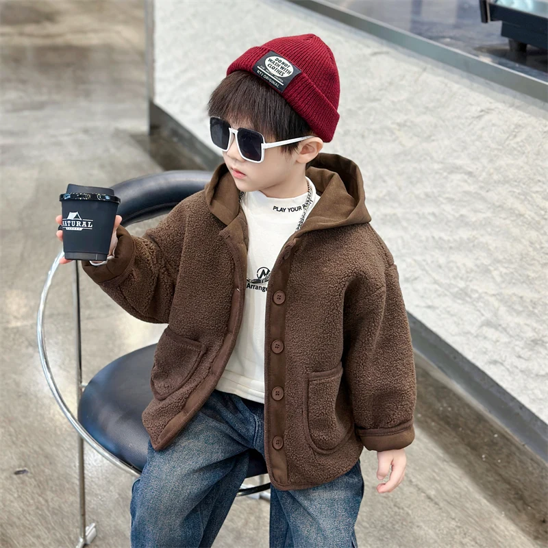 Thiened Fce Jaet for Boys Autumn Winter Cotton Clothes Baby Boy Clothes Waterproof Zipper Closure Hooded Coat Youth Trend
Thiened Fce Jaet for Boys Autumn Winter Cotton Clothes Baby Boy Clothes Waterproof Zipper Closure Hooded Coat Youth Trend