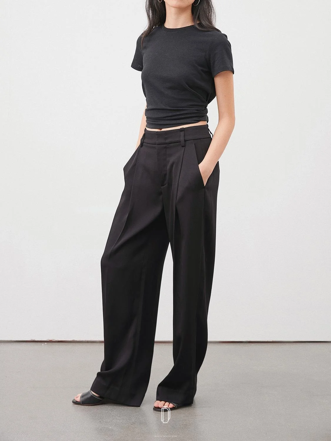 Летние брюки MsDidion с высокой талией и прямыми штанинами, простые универсальные брюки из ацетата, создающие ощущение прохлады, повседневные брюки для женщин
Летние брюки MsDidion с высокой талией и прямыми штанинами, простые универсальные брюки из ацетата, создающие ощущение прохлады, повседневные брюки для женщин