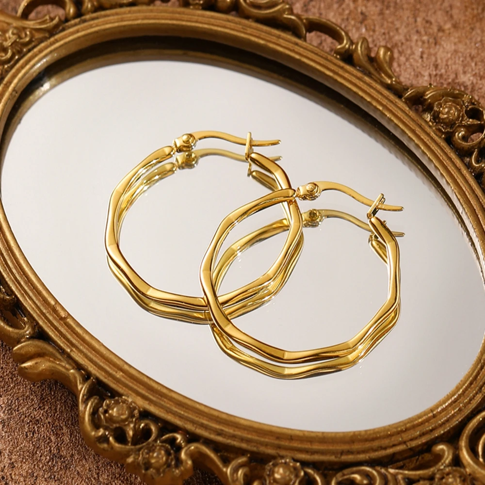 WILD & FREE Minimalist High Quality Stainless Steel Hoop Earrings For Women Gold Color Vintage Glamour Jewelry
WILD & FREE Minimalist High Quality Stainless Steel Hoop Earrings For Women Gold Color Vintage Glamour Jewelry