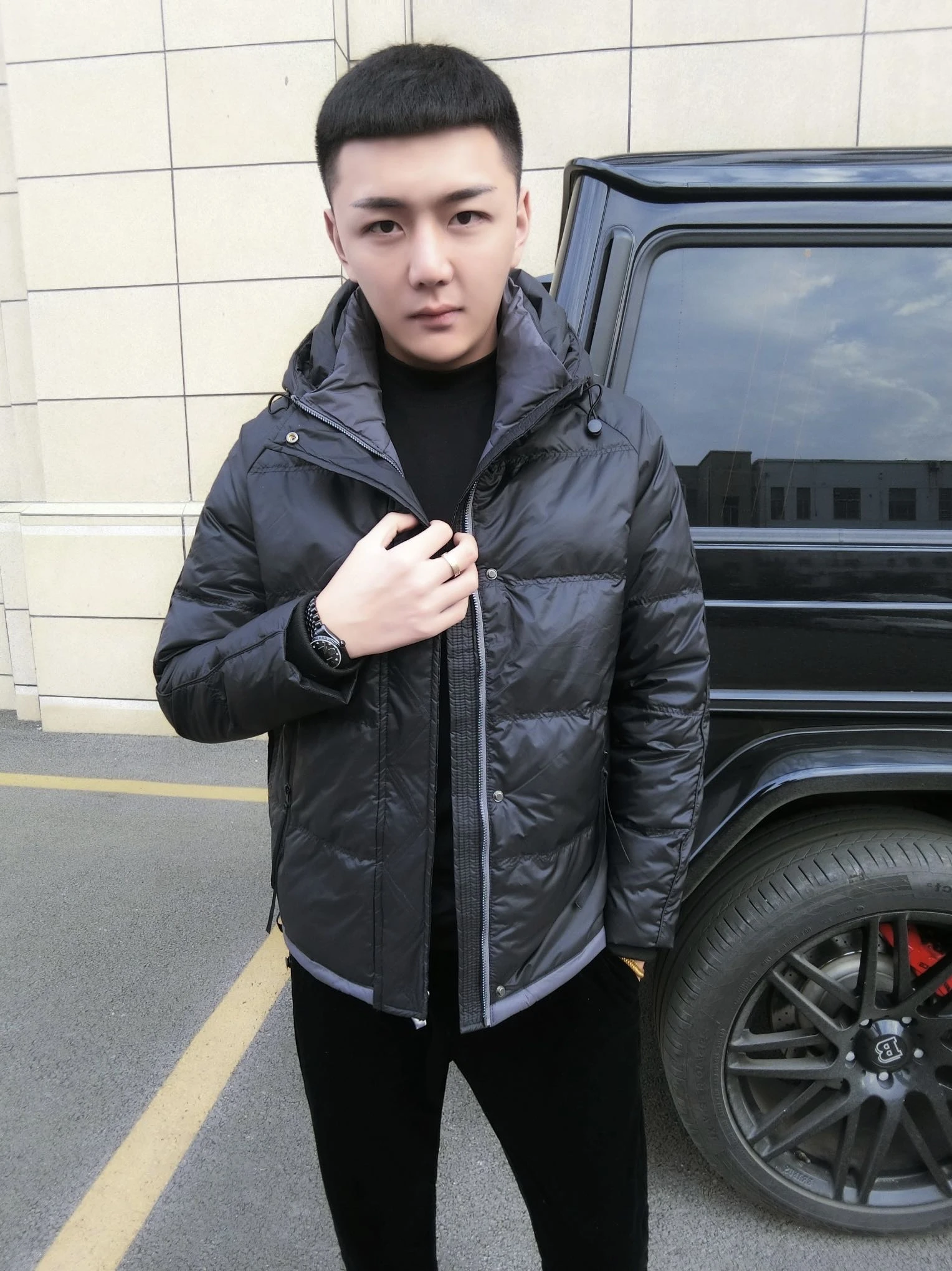 Royal Baron V2025 Men's ort Hooded down Jaet Bla High-End White Du Feather Winter Coat Trendy Brand Winter Wear
Royal Baron V2025 Men's ort Hooded down Jaet Bla High-End White Du Feather Winter Coat Trendy Brand Winter Wear