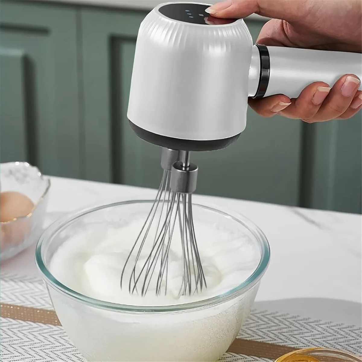 A06RP Electric Hand Mixer,Wireless Portable Hand Whisk with Rechargeable 3 Speeds and 2 Whisk for Baking Whisk Milk Cream
A06RP Electric Hand Mixer,Wireless Portable Hand Whisk with Rechargeable 3 Speeds and 2 Whisk for Baking Whisk Milk Cream