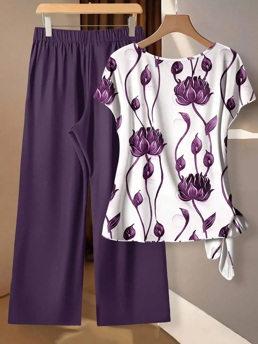 Plus Size Women Floral Print Round Neck Top And Pants 2 Piece Casual Outfit
Plus Size Women Floral Print Round Neck Top And Pants 2 Piece Casual Outfit