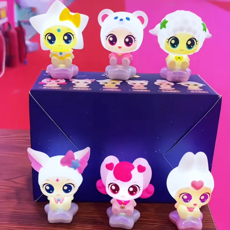 Original Wonderful Moco Glowing Blind Box Cute Cartoon Collectible Doll Love Heart Fox Sheep Bear Rabbit Star Desktop Decoration
Original Wonderful Moco Glowing Blind Box Cute Cartoon Collectible Doll Love Heart Fox Sheep Bear Rabbit Star Desktop Decoration