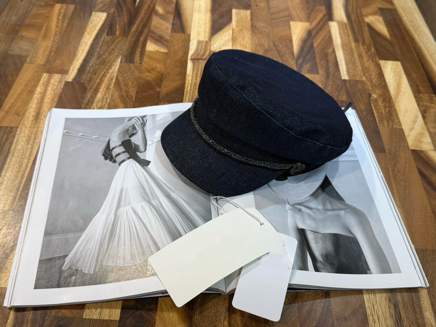 Casual Cotton Newsboy Cap Flat Top Wide Brim Women's Denim Hat Heavy Decoration Pearl Girl's Leisure Navy Cap Youth Spring
Casual Cotton Newsboy Cap Flat Top Wide Brim Women's Denim Hat Heavy Decoration Pearl Girl's Leisure Navy Cap Youth Spring