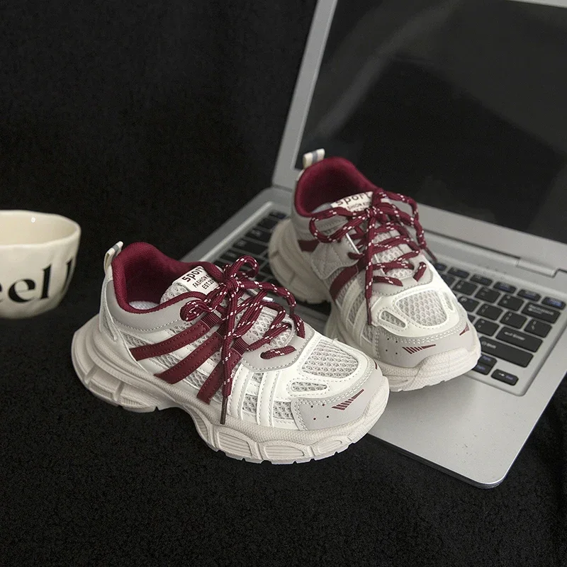 Students Running Shoes Thick Soft Sole Kids Sneakers Air Mesh Breathable 2025 New Fashion Boys Girls Sports Shoes Non-slip Trend
Students Running Shoes Thick Soft Sole Kids Sneakers Air Mesh Breathable 2025 New Fashion Boys Girls Sports Shoes Non-slip Trend