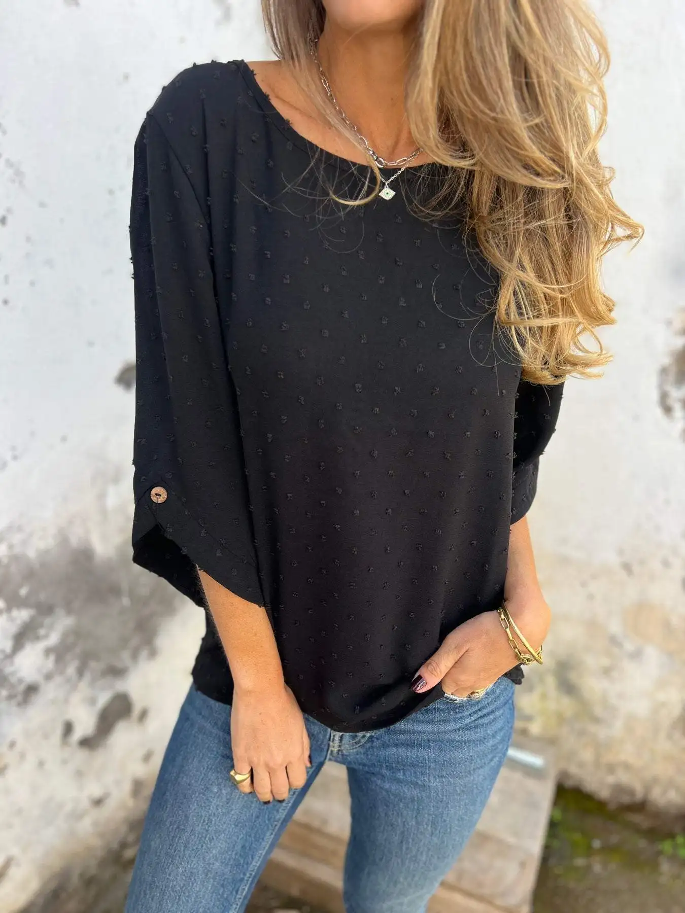 2025 Women's Jacquard Blouse Round Neck Chiffon Casual Top Loose Fit Spring Fall T-Shirt Fashion Holiday Casual Office Wear Tops
2025 Women's Jacquard Blouse Round Neck Chiffon Casual Top Loose Fit Spring Fall T-Shirt Fashion Holiday Casual Office Wear Tops