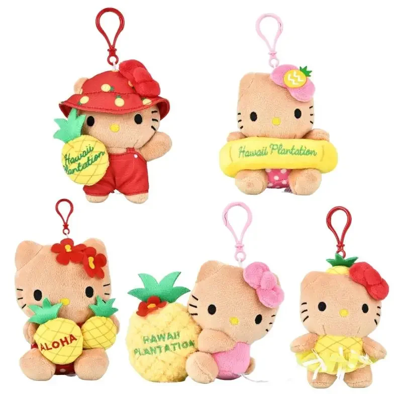 Новая плюшевая кукла Hello Kitty с рисунком ананаса и сада, гавайская черная кожа, кулон в виде котенка, подарок для девочки, брелок, подвесное украшение
Новая плюшевая кукла Hello Kitty с рисунком ананаса и сада, гавайская черная кожа, кулон в виде котенка, подарок для девочки, брелок, подвесное украшение
