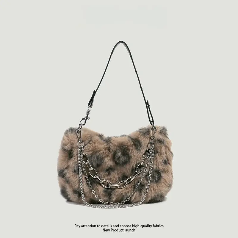 Winter Shoulder Bags Leopard Print for Women Underarm Bag Chain Plush Pattern Evening Totes Purse Crossbody Bag
Winter Shoulder Bags Leopard Print for Women Underarm Bag Chain Plush Pattern Evening Totes Purse Crossbody Bag