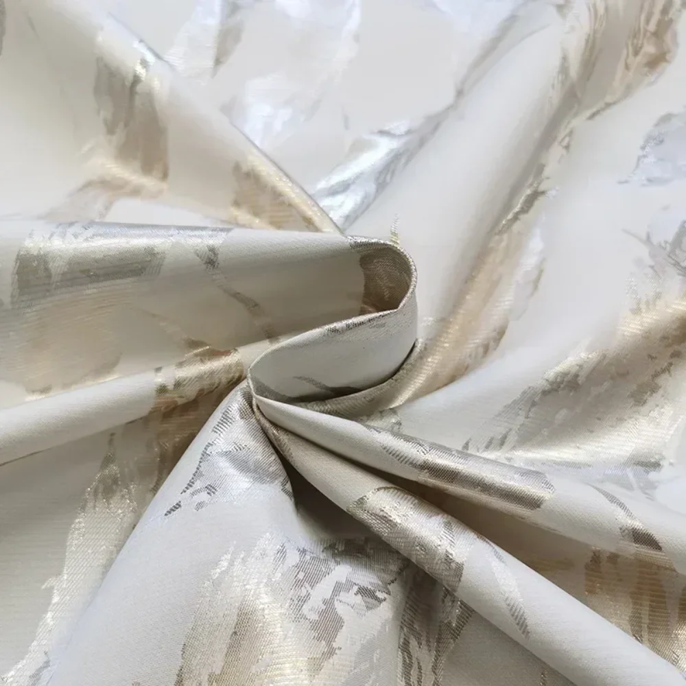 Металлическая проволока, перо, жаккардовая ткань, парча, окрашенная пряжа, ткань для одежды, ткань для шитья одежды, ткань на метр 
Металлическая проволока, перо, жаккардовая ткань, парча, окрашенная пряжа, ткань для одежды, ткань для шитья одежды, ткань на метр