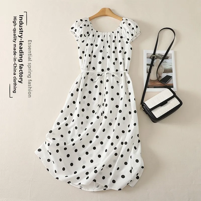 Summer New Gentle Style Thin Cotton Lin Dress Polka Dot Bow Tie Slimming Bubble Sleeve Casual High Waist A-Line Dress
Summer New Gentle Style Thin Cotton Lin Dress Polka Dot Bow Tie Slimming Bubble Sleeve Casual High Waist A-Line Dress