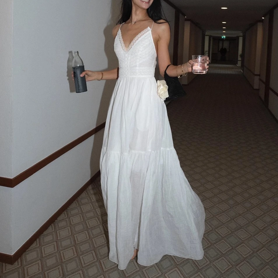Sleeveless White Elegant Women Dress Strapped Spaghetti Backless Clothing Lady Chic V-neck Vestidos Bodycon Lace Patchwork
Sleeveless White Elegant Women Dress Strapped Spaghetti Backless Clothing Lady Chic V-neck Vestidos Bodycon Lace Patchwork
