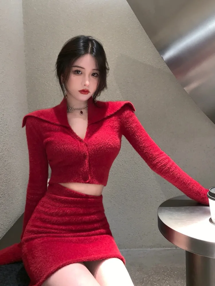 Hikigawa Chic Fashion Women Sweater 2 Sets Vintage Y2k Knitted Caidigan Short Tops + High Waist Slim Mini Skirts Ropa Mujer
Hikigawa Chic Fashion Women Sweater 2 Sets Vintage Y2k Knitted Caidigan Short Tops + High Waist Slim Mini Skirts Ropa Mujer