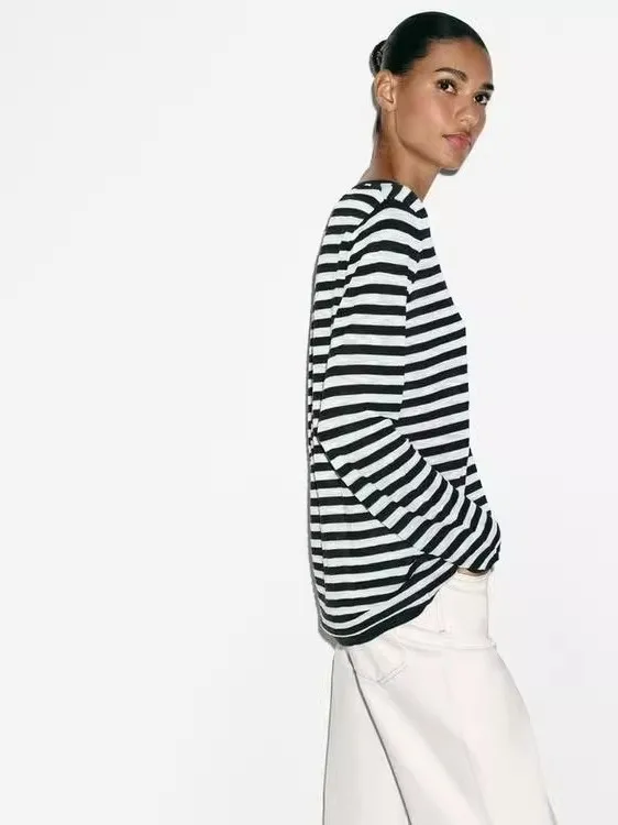 Casual Striped Knit Top Women's Long Sleeve Button up Loose Fit Polyester Spring Summer New Arrival Fashion round Neck Knitte...
Casual Striped Knit Top Women's Long Sleeve Button up Loose Fit Polyester Spring Summer New Arrival Fashion round Neck Knitte...