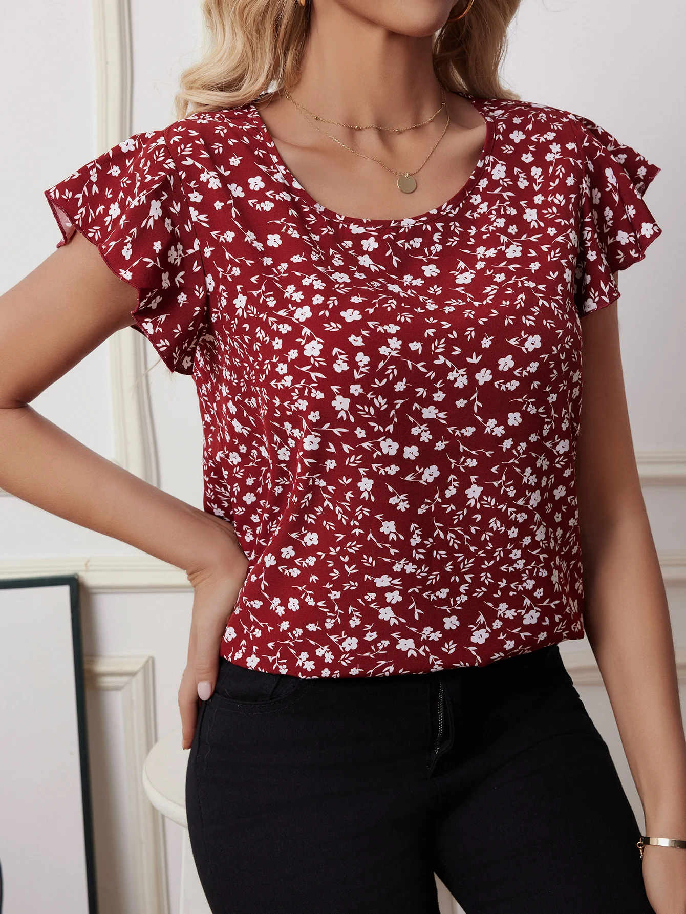 Summer Fashion Printed Shirt Women's Short sleeved Bohemian Vacation Top Pleated Hem Blusas Women's Party Neutral Casual Shirt
Summer Fashion Printed Shirt Women's Short sleeved Bohemian Vacation Top Pleated Hem Blusas Women's Party Neutral Casual Shirt