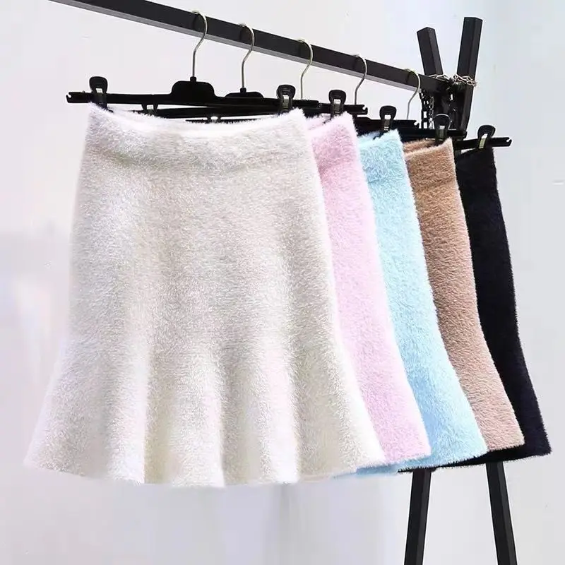 Autumn Winter 2024 Mink Velvet Skirt Thickened Fishtail Skirt Umbrella Skirt High Waist A-line Wool Slimming Short Dress LJ208
Autumn Winter 2024 Mink Velvet Skirt Thickened Fishtail Skirt Umbrella Skirt High Waist A-line Wool Slimming Short Dress LJ208