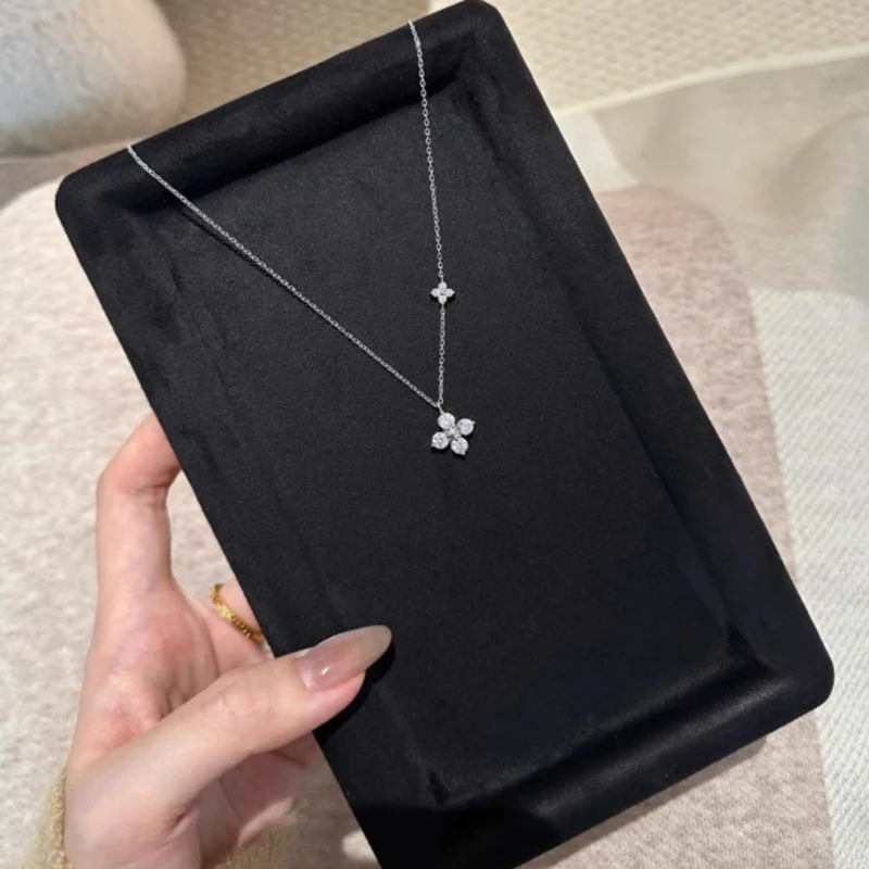 925 Sterling Silver Dainty Lucky CZ Leaf Necklace for Women 14k Gold Plated Flowers Elegant Pendant Necklace Wedding Jewelry
925 Sterling Silver Dainty Lucky CZ Leaf Necklace for Women 14k Gold Plated Flowers Elegant Pendant Necklace Wedding Jewelry