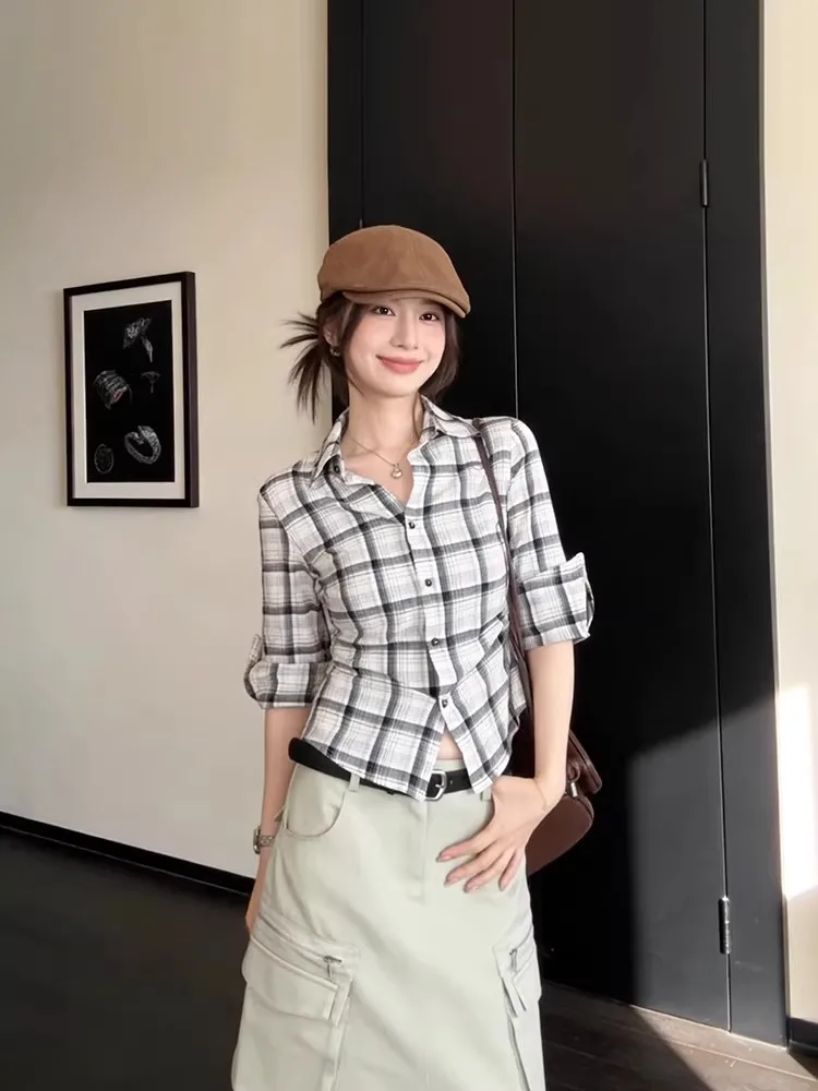 Retro Korean Style Long Sleeve Shirt Women's Spring Summer Thin Sun Protection Checkered Gathered Waist Top Casual Slim Fit
Retro Korean Style Long Sleeve Shirt Women's Spring Summer Thin Sun Protection Checkered Gathered Waist Top Casual Slim Fit