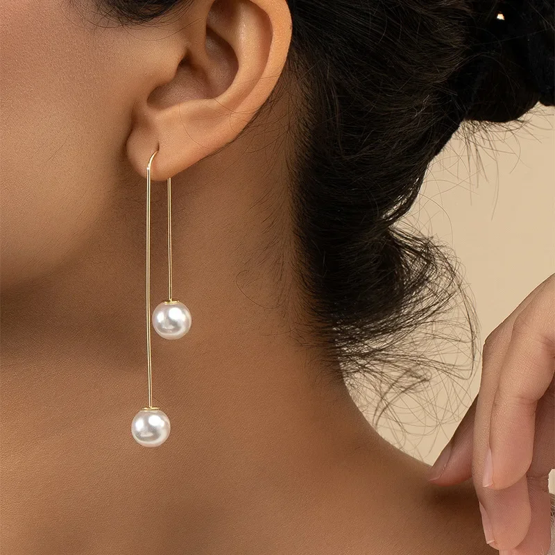 Elegant Cold Wind High-grade Sense Pearl Drop Earrings Niche Temperament Fashion Earrings Wholesale
Elegant Cold Wind High-grade Sense Pearl Drop Earrings Niche Temperament Fashion Earrings Wholesale