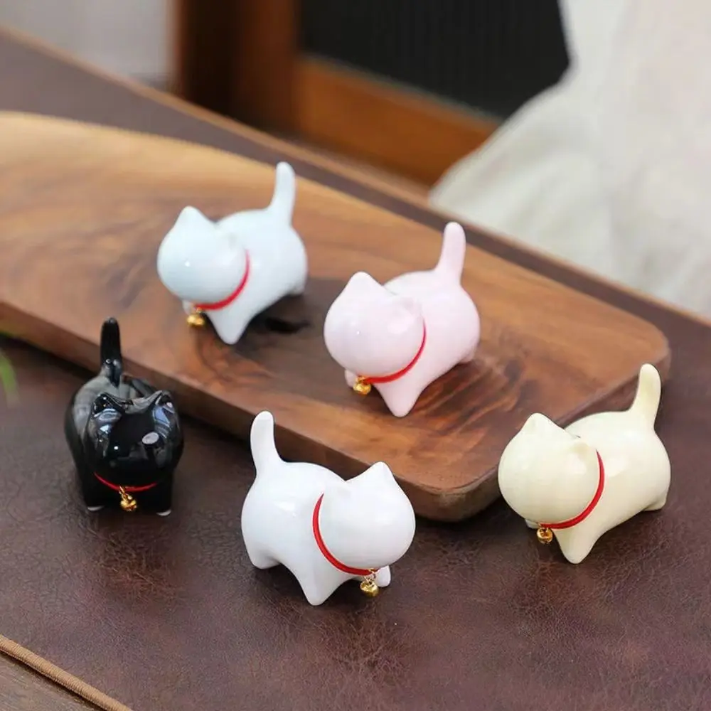 Ceramics Faceless Cat Crafts Model Luxury Style Modern Art Lucky Cat Bell Figurines Creative Design Collectible
Ceramics Faceless Cat Crafts Model Luxury Style Modern Art Lucky Cat Bell Figurines Creative Design Collectible