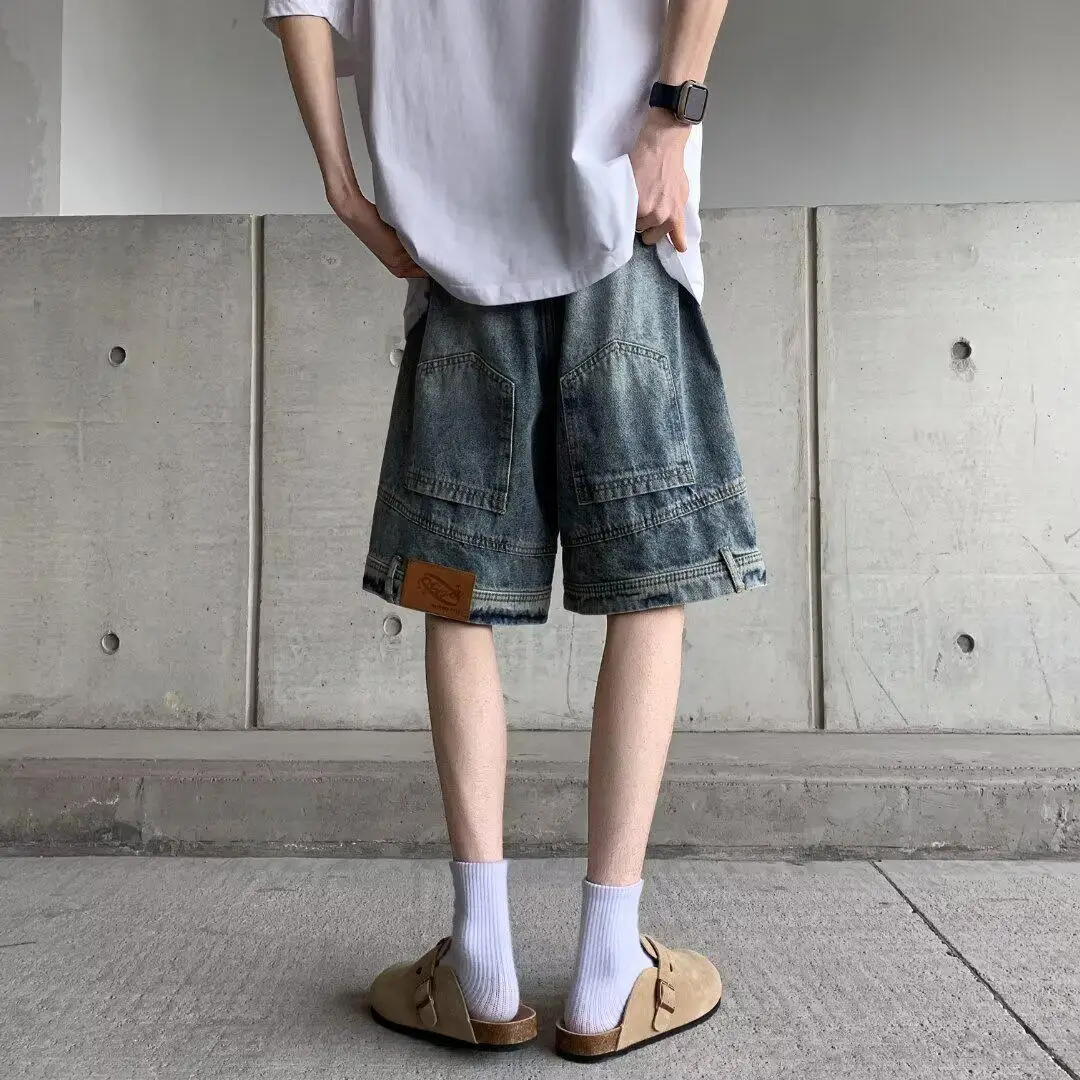 American Style Inverted Jeans Shorts Men Loose Trendy Vintage Straight Leg Pants Waist Reverse Design Casual Worn Five Shorts
American Style Inverted Jeans Shorts Men Loose Trendy Vintage Straight Leg Pants Waist Reverse Design Casual Worn Five Shorts